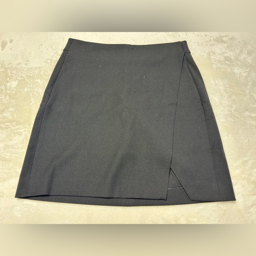 Elegant Black Women's Skirt with Front Slit